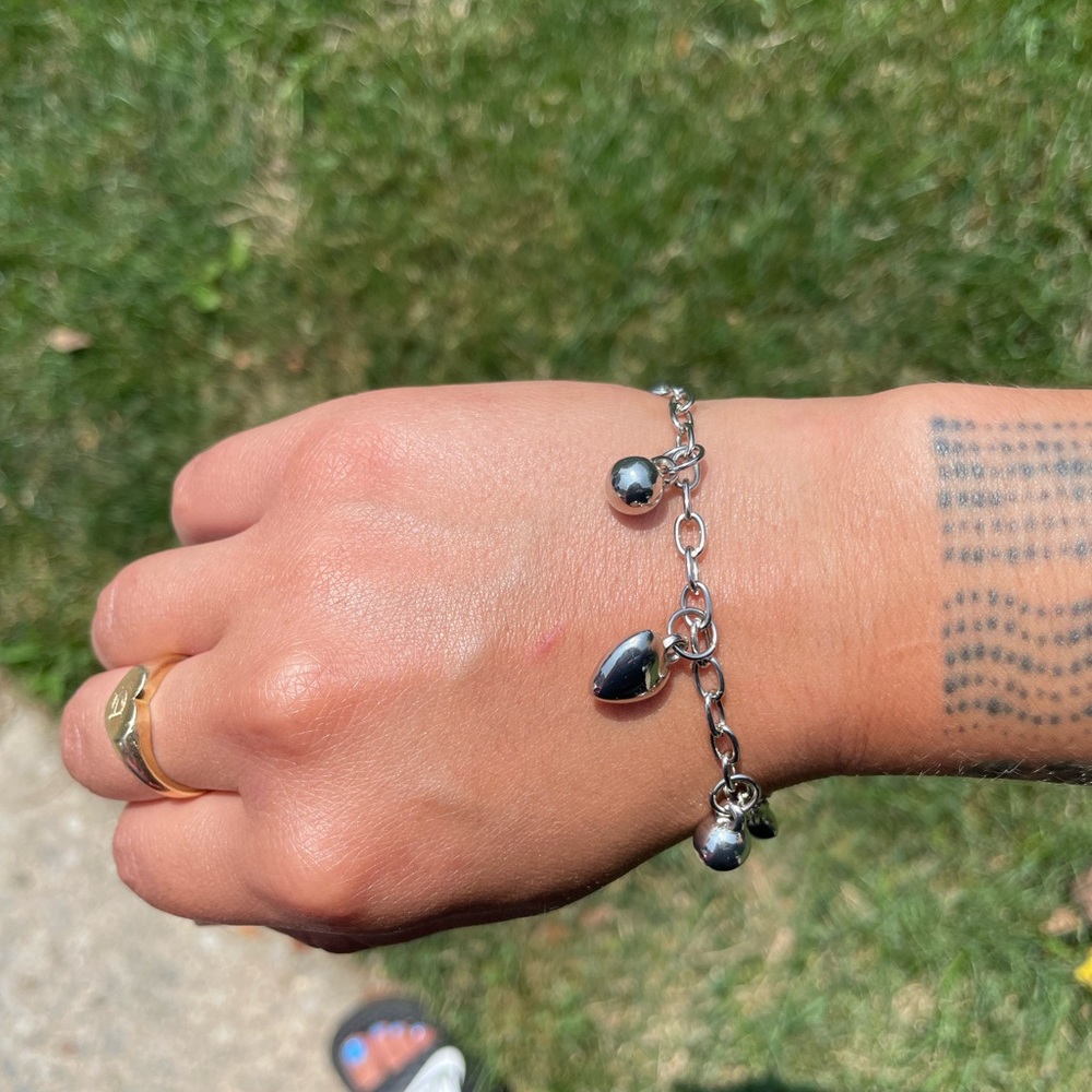 Heart charm bracelet 💕